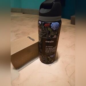 Owala Floral Insulated Water Bottle MIDNIGHT GARDEN- Black 32 OZ
